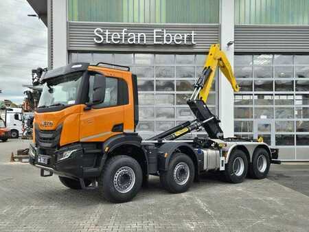 Iveco AD360X48Z/P HR OFF 8x4 Palfinger P24A Intarder