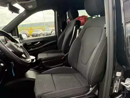 Ostatní 2023 Mercedes-Benz V 250 d EDITION AMG Kompakt AHK2,5 DISTRONIC (11)