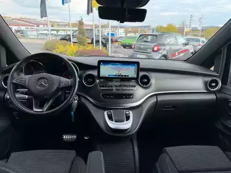 Ostatní 2023 Mercedes-Benz V 250 d EDITION AMG Kompakt AHK2,5 DISTRONIC (9)