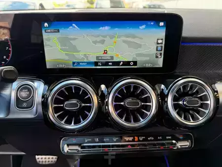 Muut 2023 Mercedes-Benz GLB 200 AMG MBUX+AMBIENTE+R-Kamera+Carbon+ALARM (18)