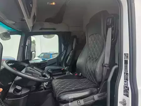 Övrigt 2018 Mercedes-Benz Arocs 1827 A 4x4 LBW Tür+Treppe Schalter 2 Stück (17)