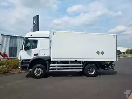 Övrigt 2018 Mercedes-Benz Arocs 1827 A 4x4 LBW Tür+Treppe Schalter 2 Stück (5)