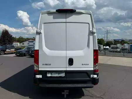 Outro 2026 Iveco Daily 35S16H3.0A8 V Y ASC-Ausbau Kastenwagen (6)