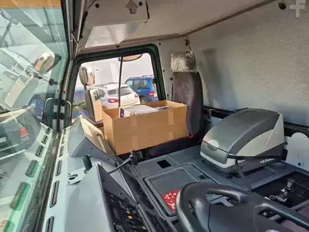 Guindastes móveis 2019 FAUN Tadano ATF 70G-4 8x8 Klima 5.161 Betr. Std. (15)