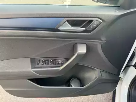 Ostatní 2020 Volkswagen T-Roc Style+RLine+AHK+ACC+LED+MirrowLink (12)