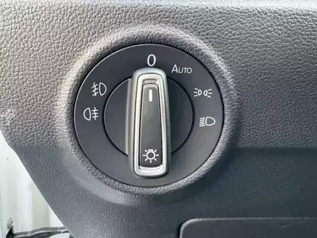 Ostatní 2020 Volkswagen T-Roc Style+RLine+AHK+ACC+LED+MirrowLink (13)