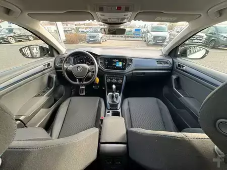 Ostatní 2020 Volkswagen T-Roc Style+RLine+AHK+ACC+LED+MirrowLink (16)