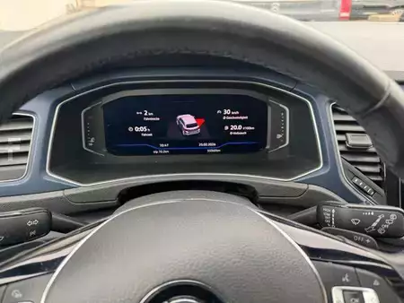 Ostatní 2020 Volkswagen T-Roc Style+RLine+AHK+ACC+LED+MirrowLink (18)