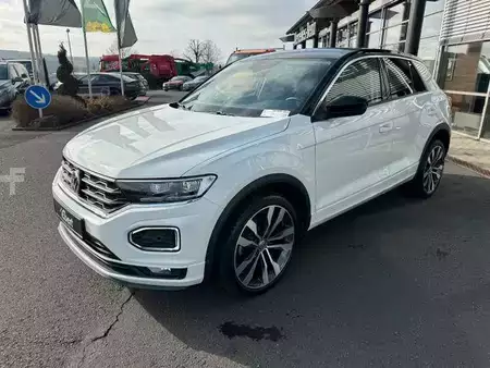 Ostatní 2020 Volkswagen T-Roc Style+RLine+AHK+ACC+LED+MirrowLink (2)