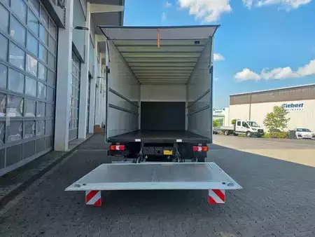 Autres 2024 Mercedes-Benz Atego 818 L Koffer+LBW Klima 3 Sitze (12)
