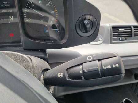 Mercedes-Benz Unimog U318 4x4 Kipper Zapfwelle Klima 449h