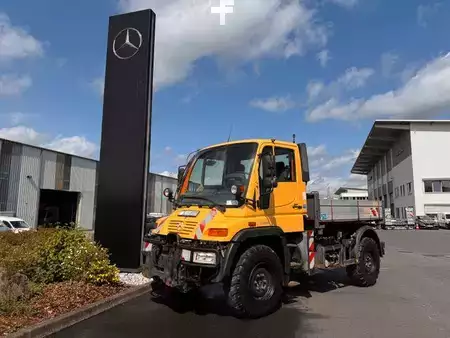 Sonstige 2000 Mercedes-Benz U300 4x4 Vario-Pilot Klima (1)