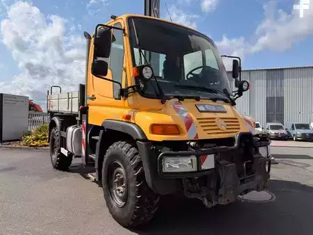 Sonstige 2000 Mercedes-Benz U300 4x4 Vario-Pilot Klima (2)