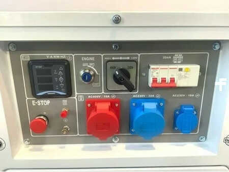 Stromgenerator 2025 Daewoo DDAE10500DSE-3G (5)