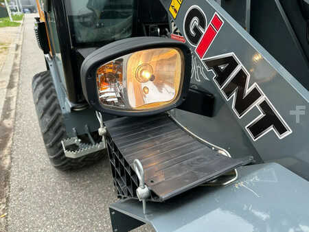 Kolové nakladače 2021 Giant G2700 X-TRA HD (22)