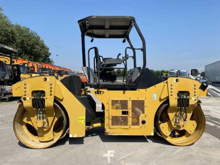 Tandemwalze 2016 Caterpillar CB 44B (6)