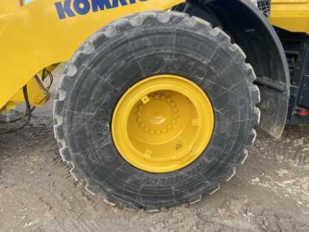 Komatsu WA380-8