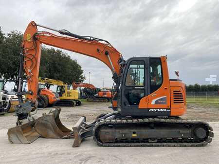 Korečková rýpadla 2018 Doosan DX-140 LCR-5 (1)