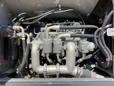 Korečková rýpadla 2020 Hitachi ZX 350 LCN-6 (13)