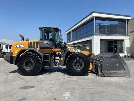 Radlader 2023 Case 821G (6)