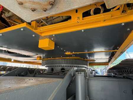 Guindastes sobre esteiras 2006 Liebherr LR 1100 (10)