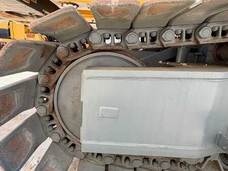 Guindastes sobre esteiras 2006 Liebherr LR 1100 (14)