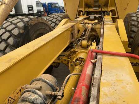 Csuklós dömperek 2017 Bell B30 (12)