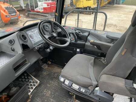 Csuklós dömperek 2017 Bell B30 (14)