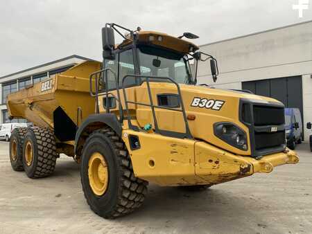 Csuklós dömperek 2017 Bell B30 (7)