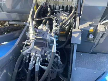 Escavatori gommati 2023 Fuchs MHL 340 S5 (14)