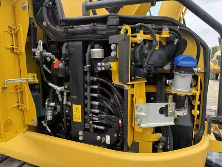 Rupsgraafmachines 2017 Komatsu PC138 US-11 (16)