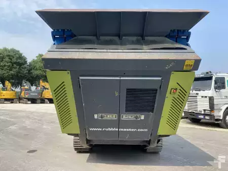 Ostatní 2019 RUBBLE MASTER RM90 GO! (4)
