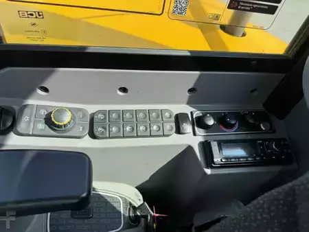 Bæltegraver 2021 JCB 50 Z-2 (14)