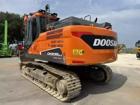 Escavatori cingolati 2020 Doosan DX235 NLC-5 (3)
