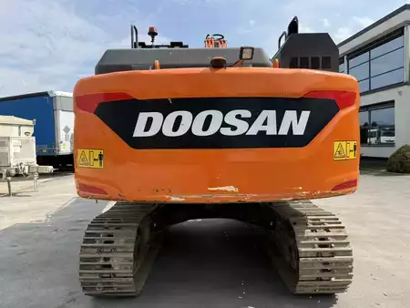 Escavatori cingolati 2020 Doosan DX235 NLC-5 (4)