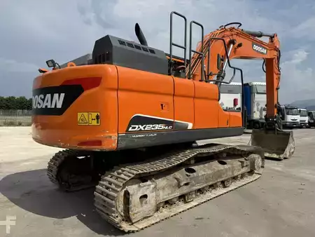 Escavatori cingolati 2020 Doosan DX235 NLC-5 (5)