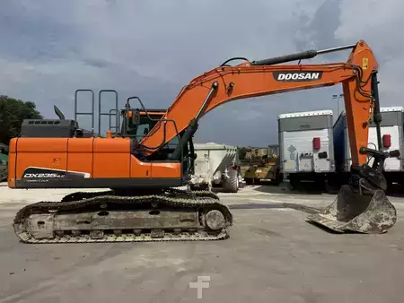 Escavatori cingolati 2020 Doosan DX235 NLC-5 (6)