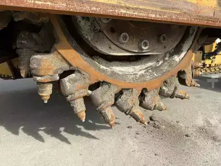 Frézka za studena 2019 Caterpillar PM 620 (13)