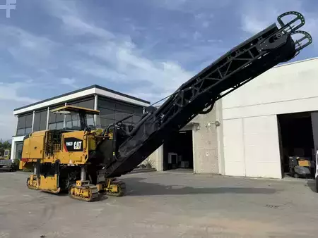 Frézka za studena 2019 Caterpillar PM 620 (7)