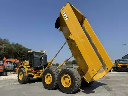 Dumpers articulados 2020 Bell B30E (11)