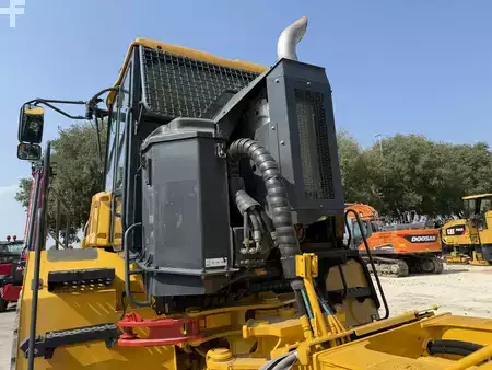 Dumpers articulados 2020 Bell B30E (14)