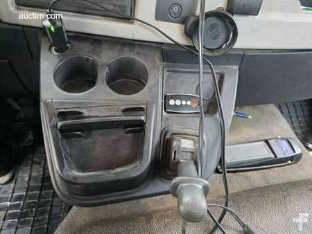 Camion 2015 Volvo FL (15)