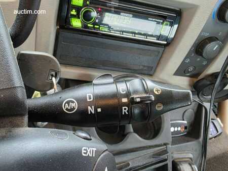 Camion 2015 Volvo FL (16)