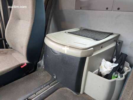 Camion 2015 Volvo FL (18)