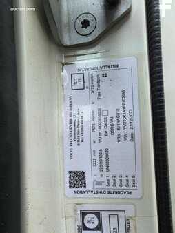 Camion 2015 Volvo FL (20)