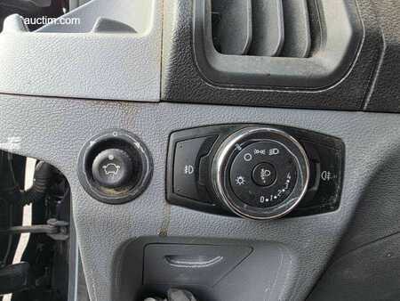 Camion 2018 Ford Transit (19)