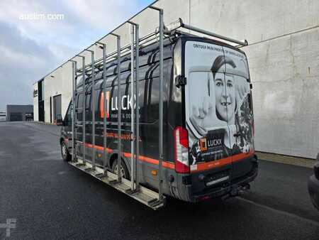 Camion 2018 Ford Transit (4)