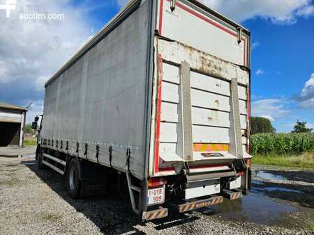 Náklaďák
 2012 Renault Premium 270 dxi (15)