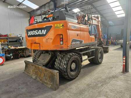 Doosan DX170W-5