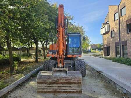 Doosan DX140W